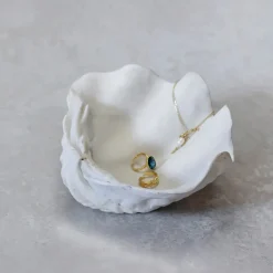 New Mette Ditmer Adorno Shell, Small Blanco
