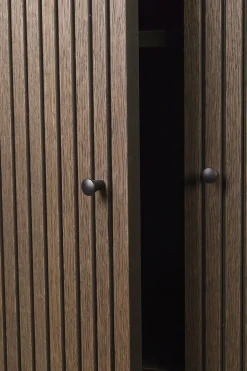 Ferm Living Aparador Sill Low, Dark stained oak Marrón