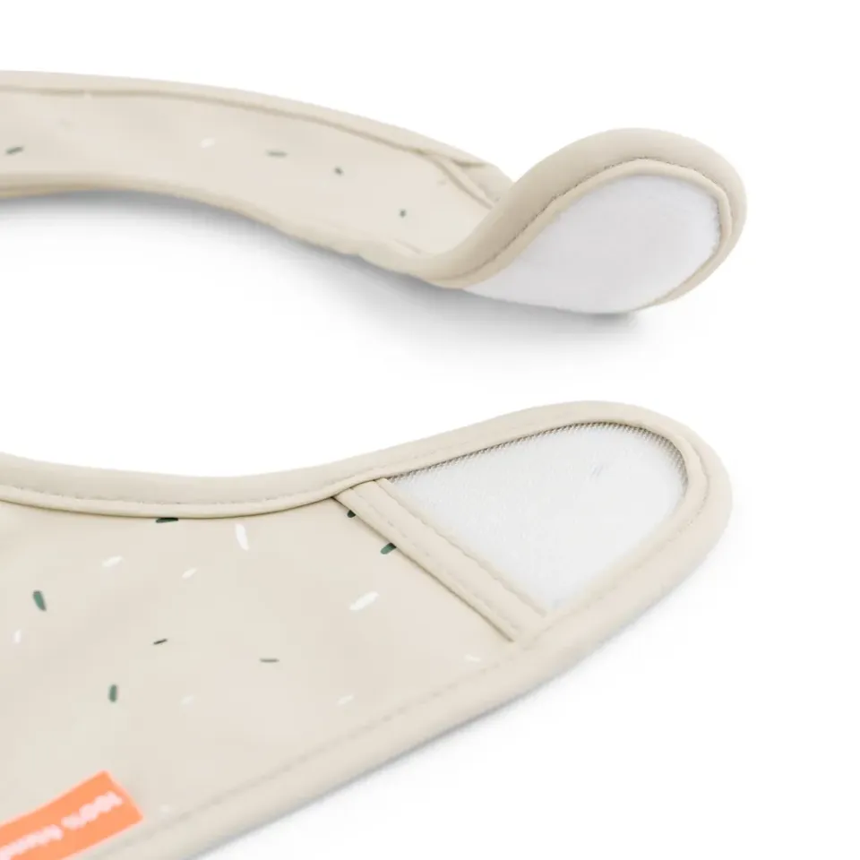New Done by deer Baberos con velcro Lalee 2-pack, Sand Beige