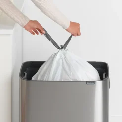 Brabantia Bo touch bin 60 L, acero cepillado mate Plateado