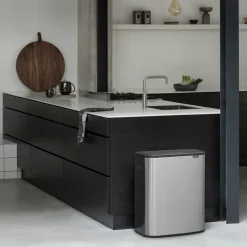 Brabantia Bo touch bin 60 L, acero cepillado mate Plateado