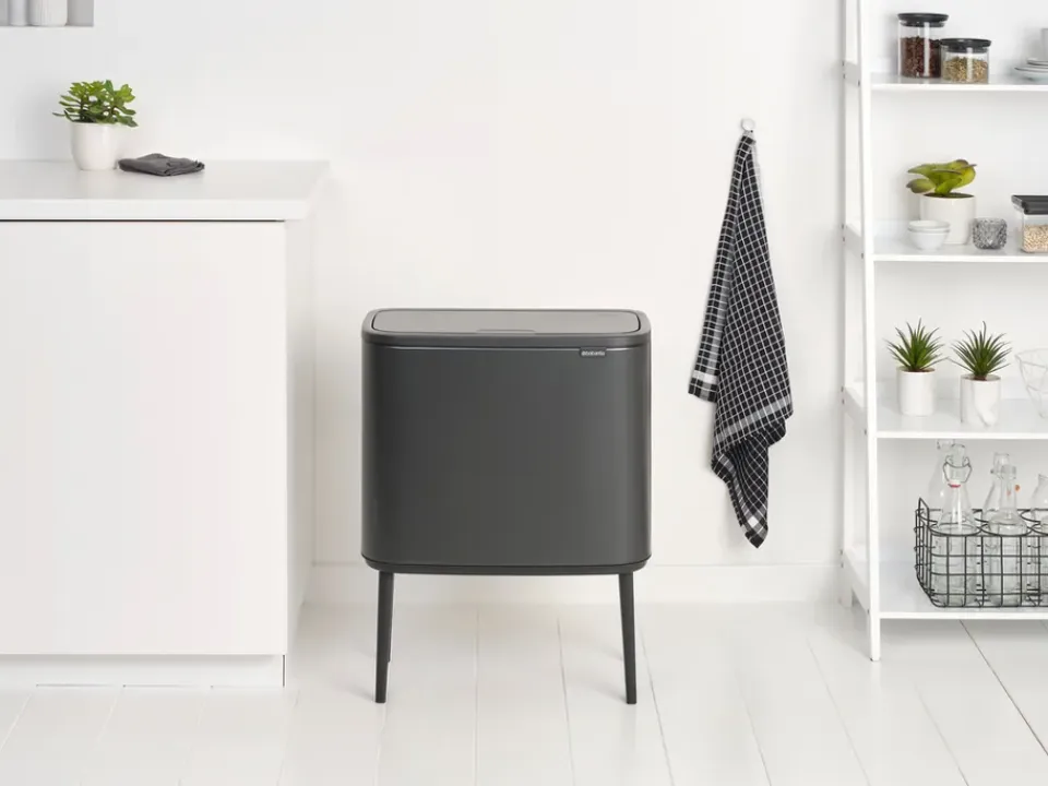 New Brabantia Bo Touch Bin 3 x 11 L, Confident Grey Gris