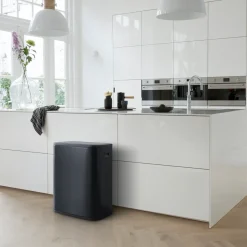 Outlet Brabantia Bo touch bin 2x30 L, mate Negro