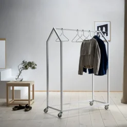 Best Essem Design Burro de ropa Clothing House, Negro