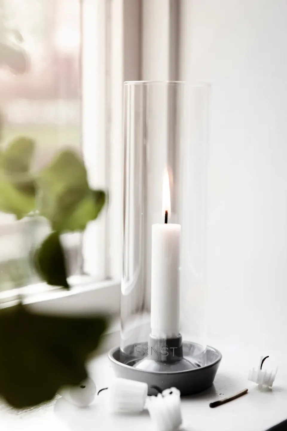 ERNST Candelabro cilindro de vidrio , Gris