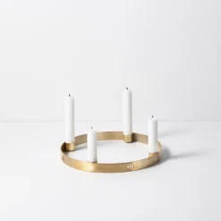 Online Ferm Living Candelabro Circle latón, pequeño Color dorado