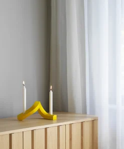 Clearance Normann Copenhagen Candelabro Crooked 2, Amarillo