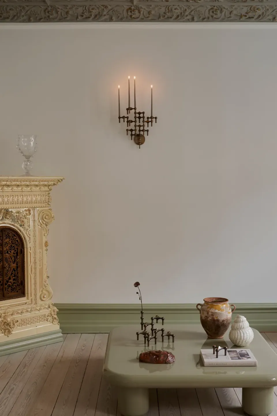 Outlet STOFF Candelabro de pared Nagel, Bronzed brass Marrón