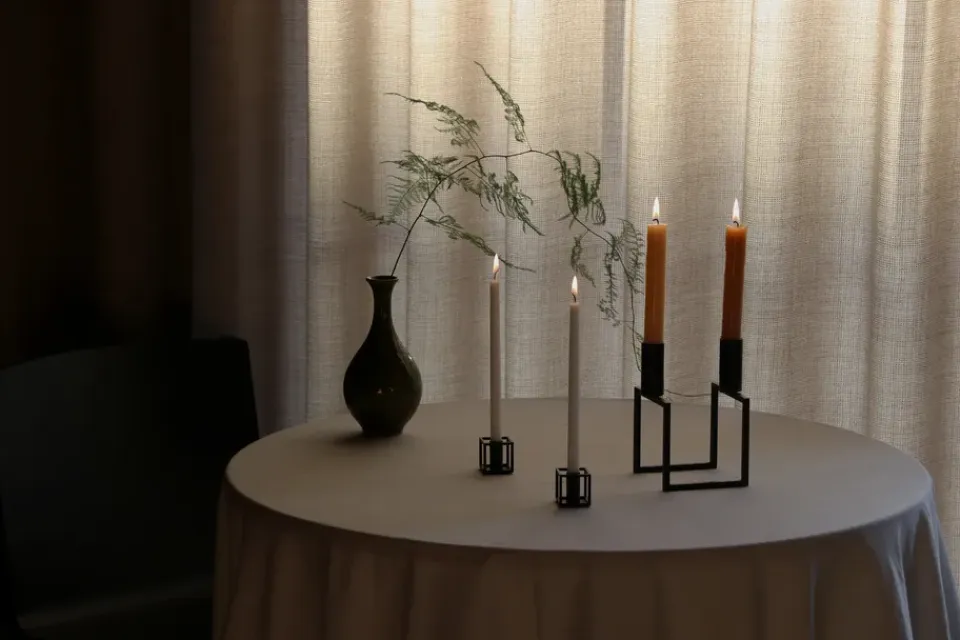 Hot Audo Copenhagen Candelabro Line, Negro