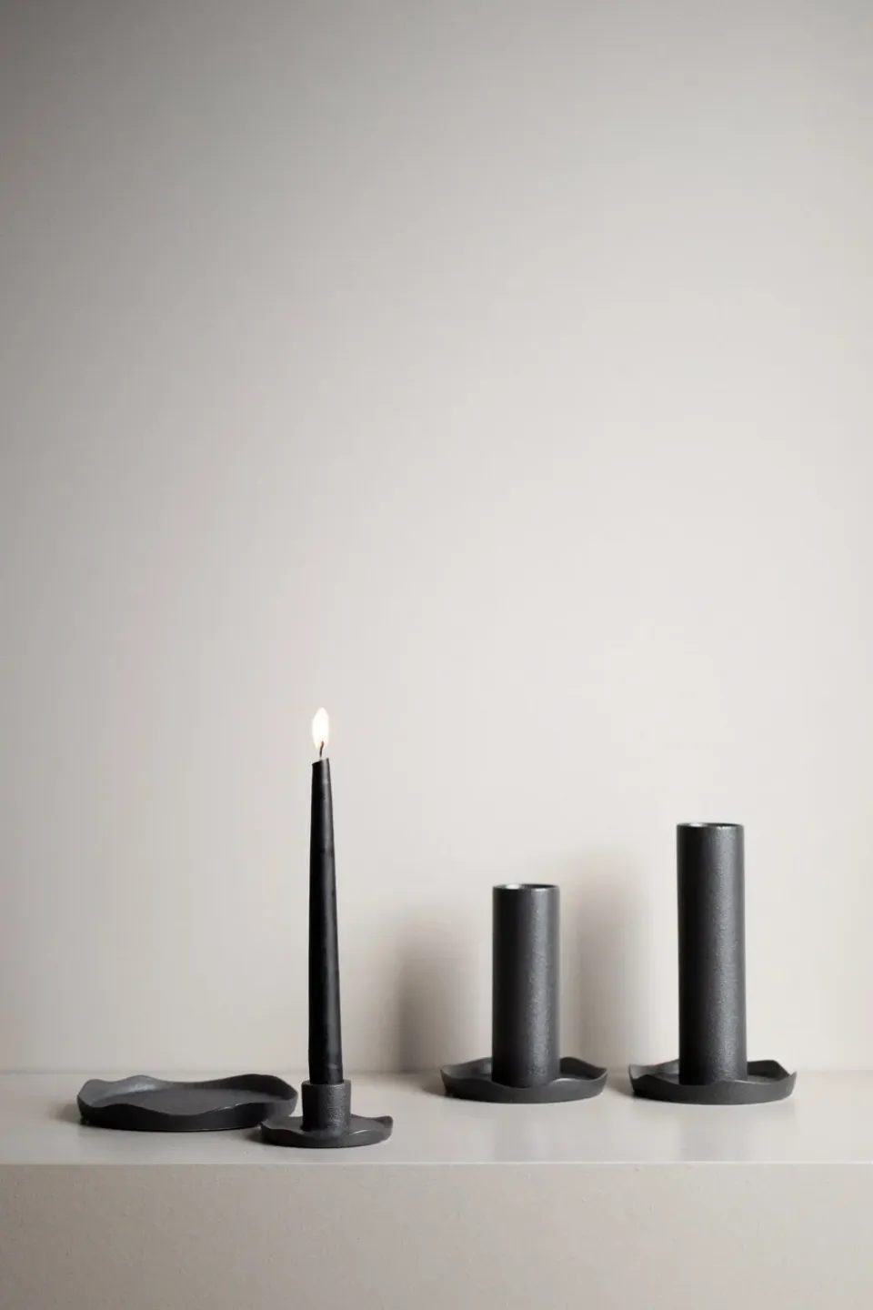 DBKD Candelabro Wave, Cast iron Negro