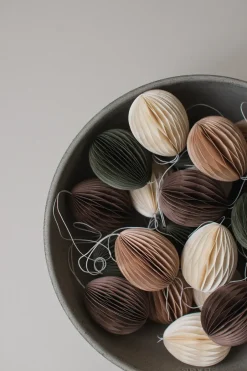 Discount DBKD Colgante de pascua Ovoid papel 7 cm, Sand Beige