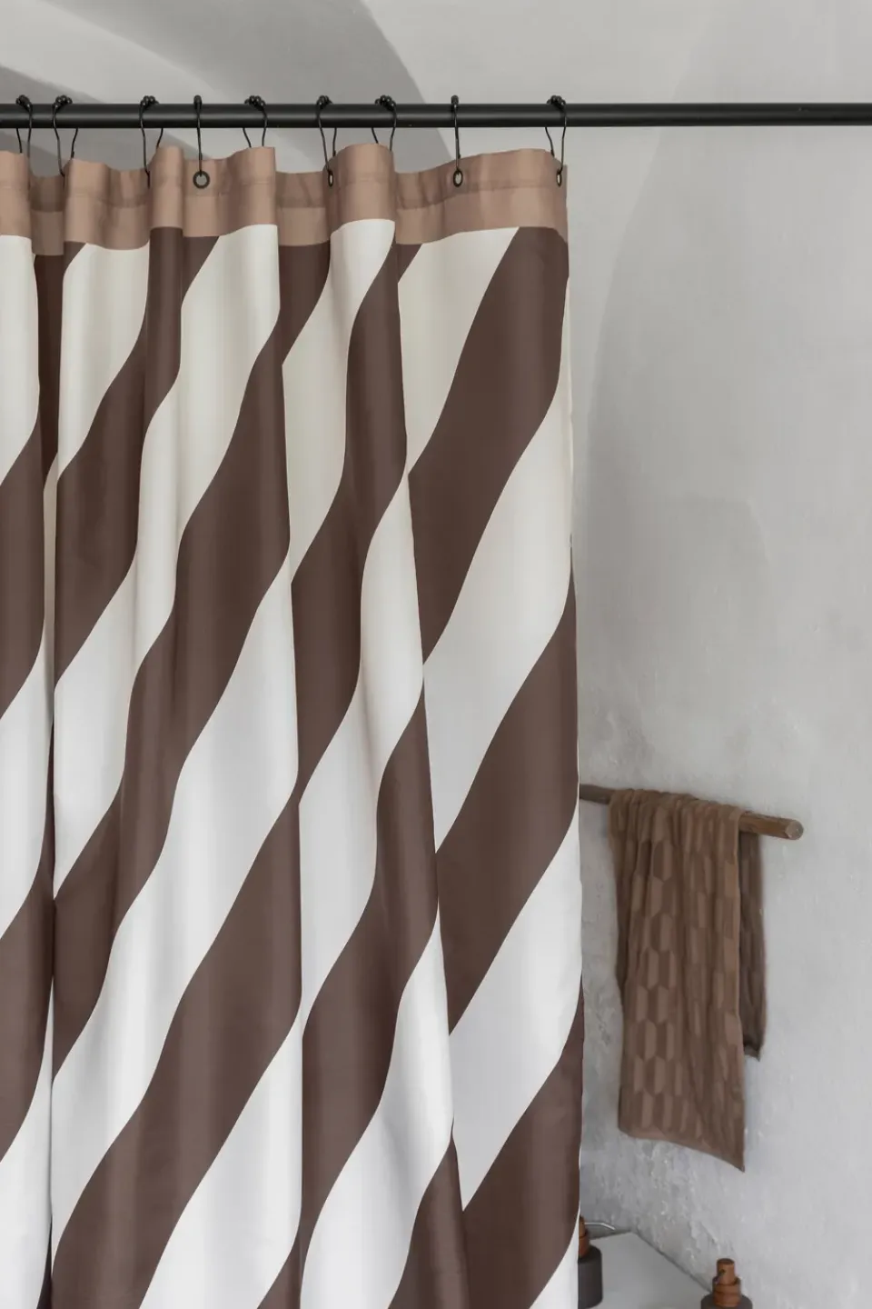 Best Mette Ditmer Cortina de ducha Diagonal 150x200 cm, Chocolate Marrón