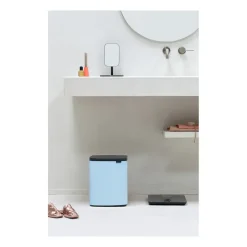 New Brabantia Cubo de basura Bo 12 L, Dreamy Blue Plateado