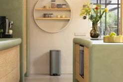 New Brabantia Cubo de basura con pedal Bo 30 L, Platino Gris