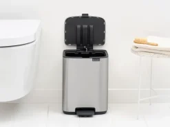 Brabantia Cubo de basura con pedal Bo 7 L, Acero mate antihuellas Plateado