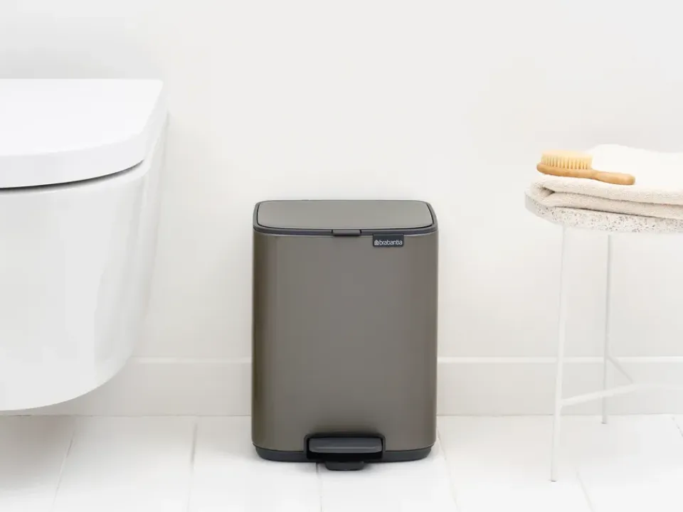 Outlet Brabantia Cubo de basura con pedal Bo 7 L, Platino Gris