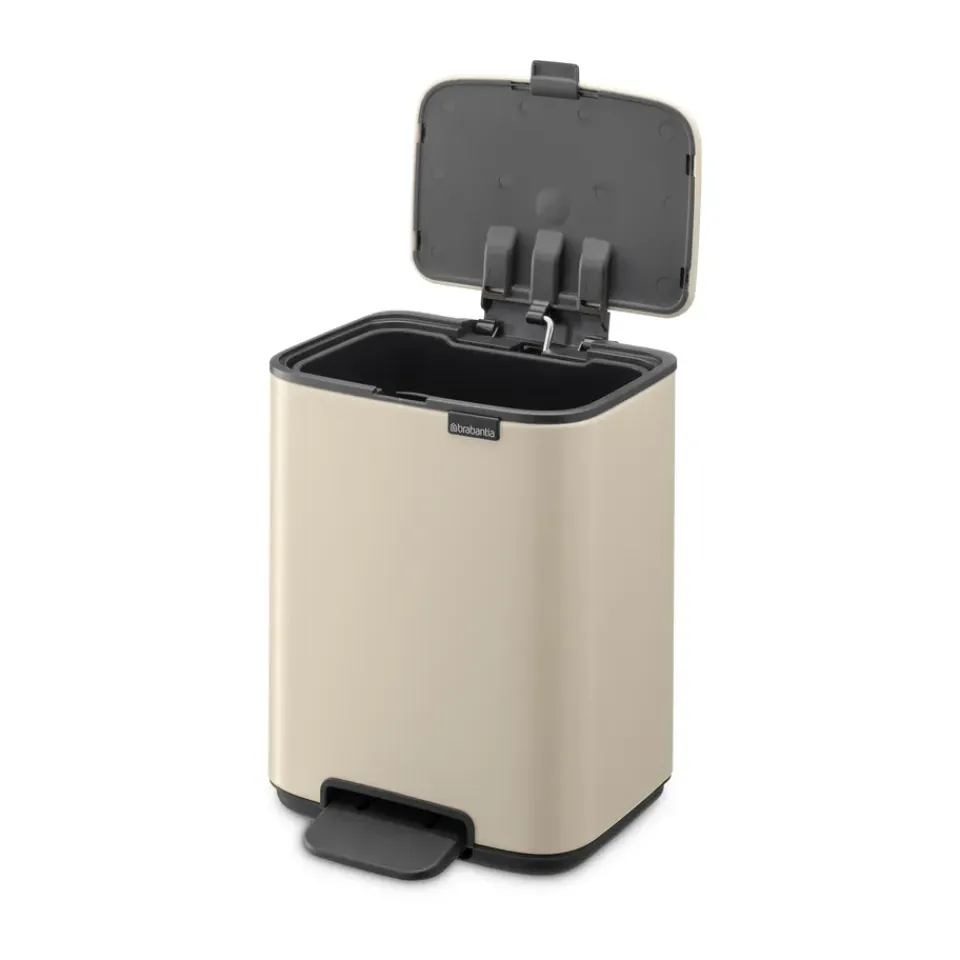 Outlet Brabantia Cubo de basura con pedal Bo 4 L, suave Beige