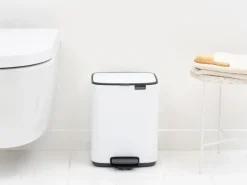 Brabantia Cubo de basura con pedal Bo 7 L, Blanco