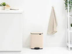 Hot Brabantia Cubo de basura con pedal Bo 12 L, suave Beige