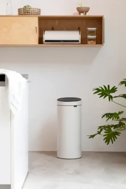 Brabantia Cubo de basura Touch Bin, 30 L, Soft Beige