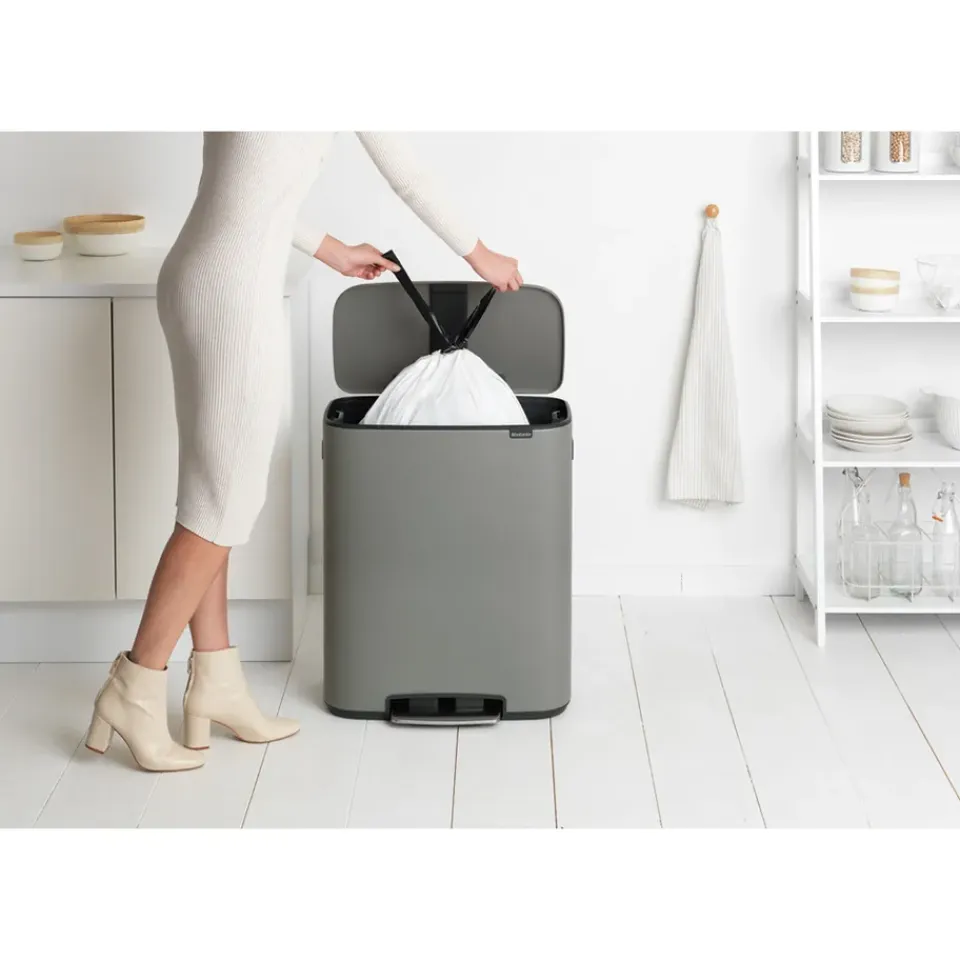 Outlet Brabantia Cubo de pedal Bo 60 L, Mineral concrete grey Gris