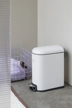 Online Mette Ditmer Cubo pedal Mini-Walther 5 L, Off-white Blanco