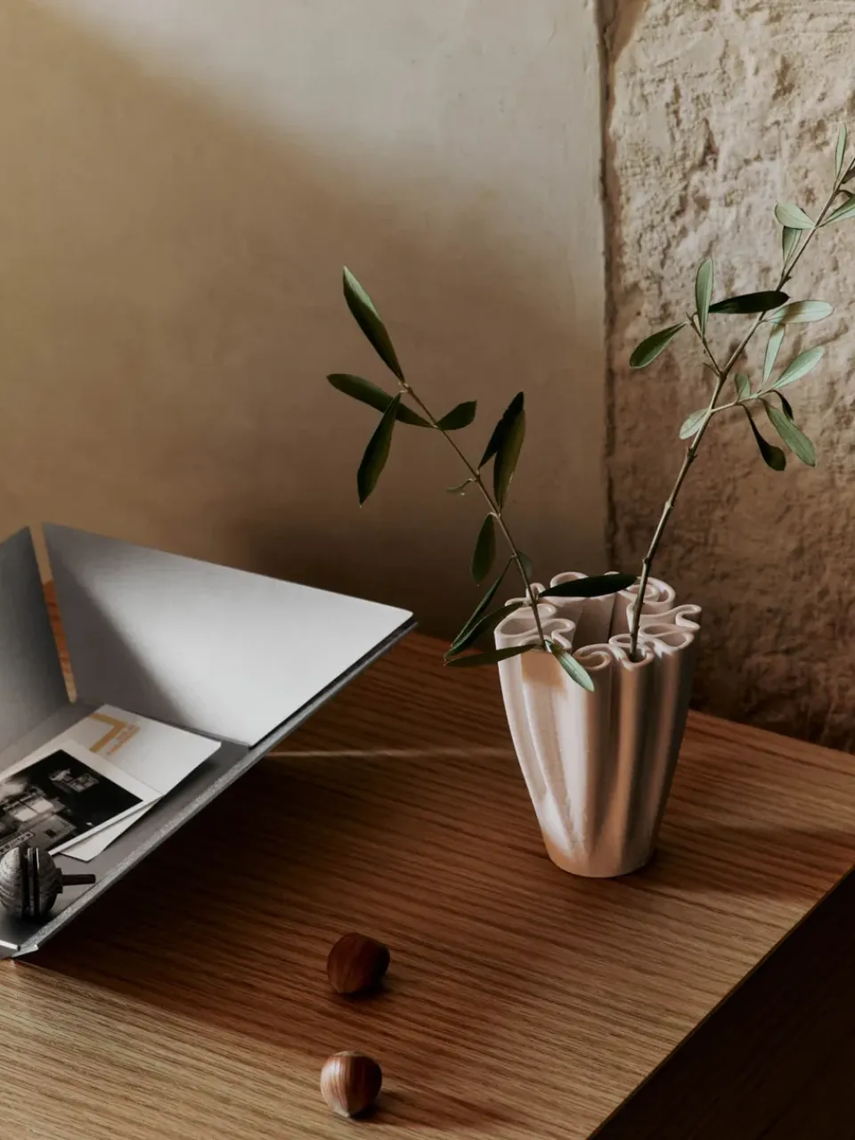 Outlet Ferm Living Dedali Jarrón 18 cm, Off-white Blanco