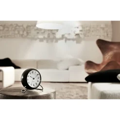 Discount Arne Jacobsen Clocks Despertador AJ Station, , Negro