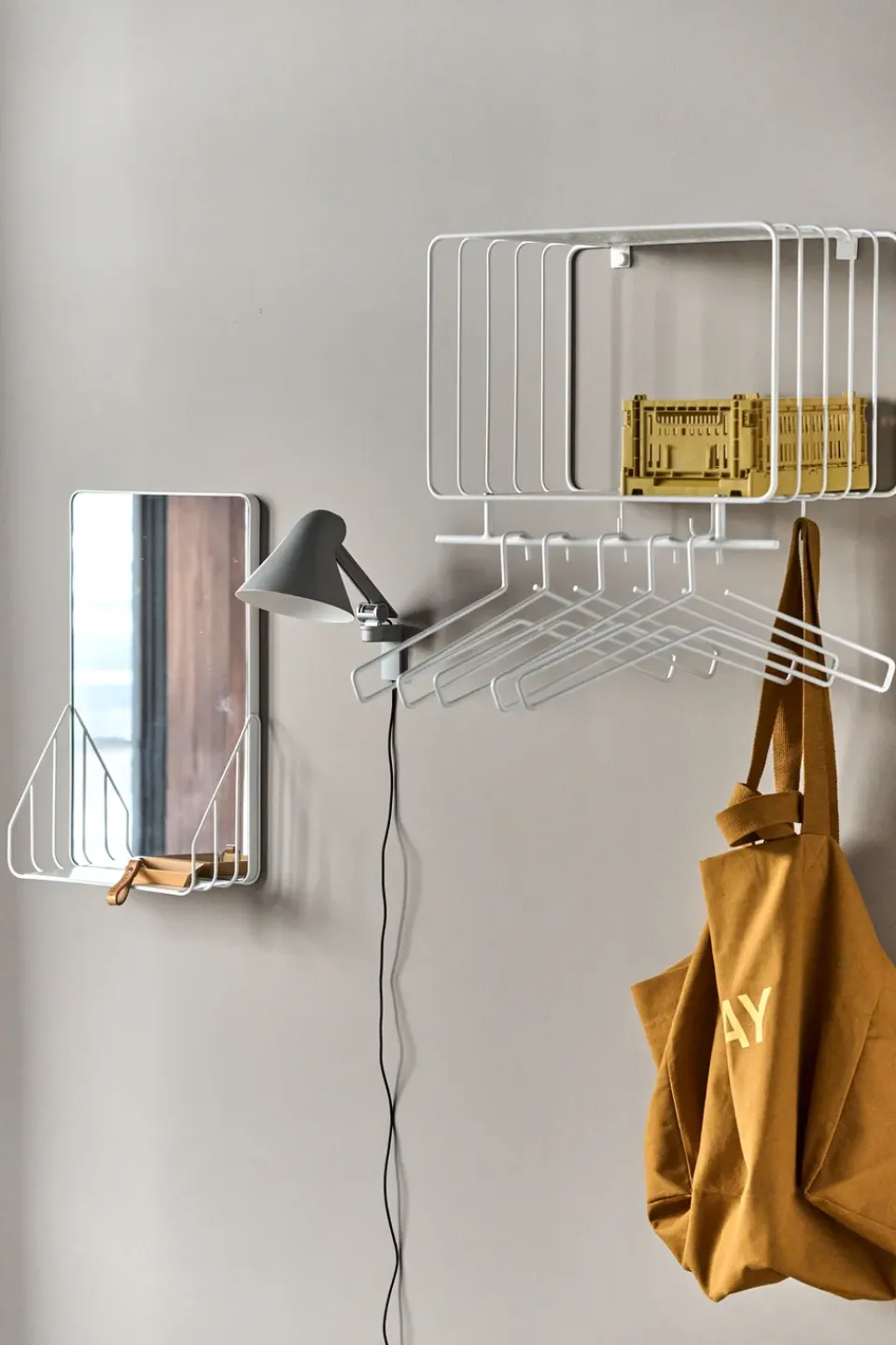 Hot Scandi Living Espejo con estante Nod 30x50 cm, White Blanco