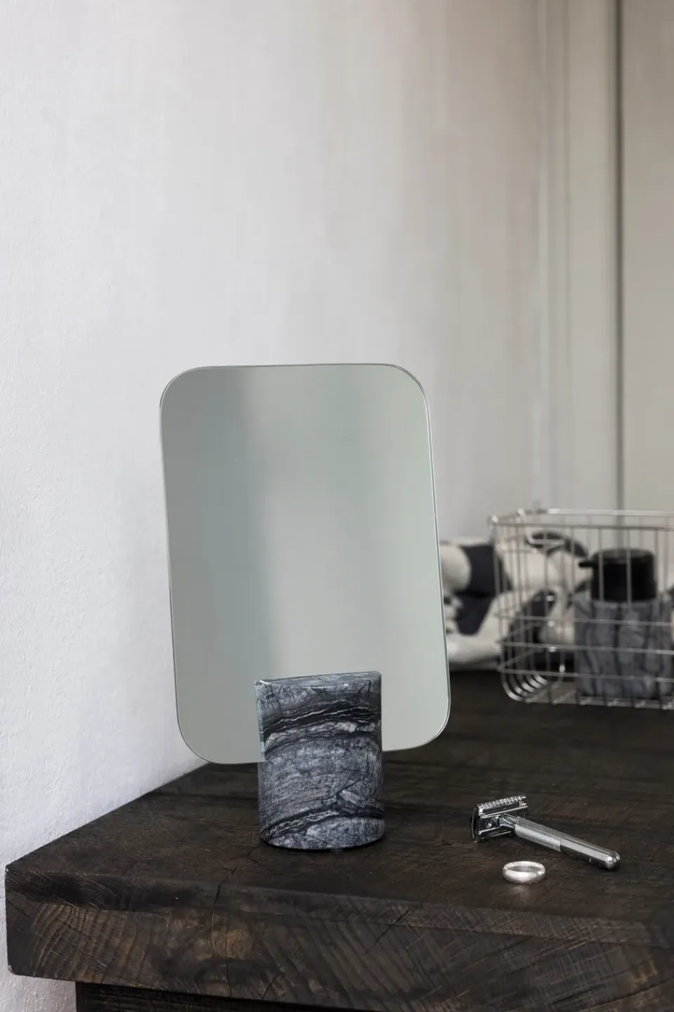 Online Mette Ditmer Espejo de mesa Marble, Black-grey, 30 cm NegroGris