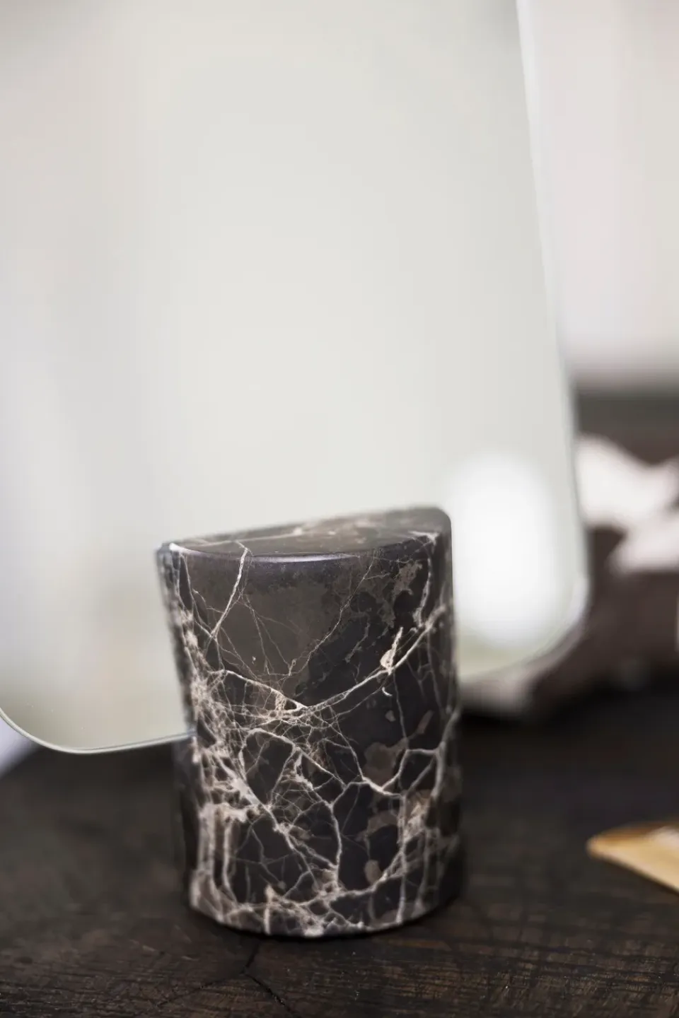 Clearance Mette Ditmer Espejo de mesa Marble, Brown, 30 cm Marrón
