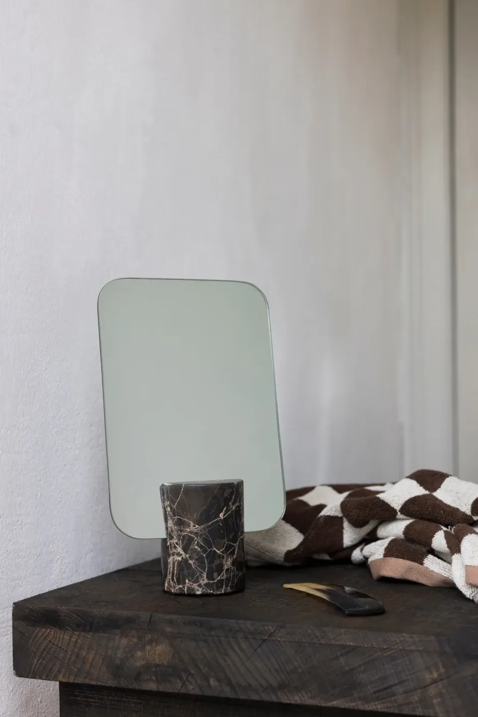 Clearance Mette Ditmer Espejo de mesa Marble, Brown, 30 cm Marrón