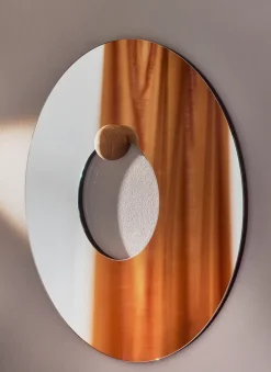 AYTM Espejo de pared Castellum Ø80 cm, Roble aceitado natural Transparente