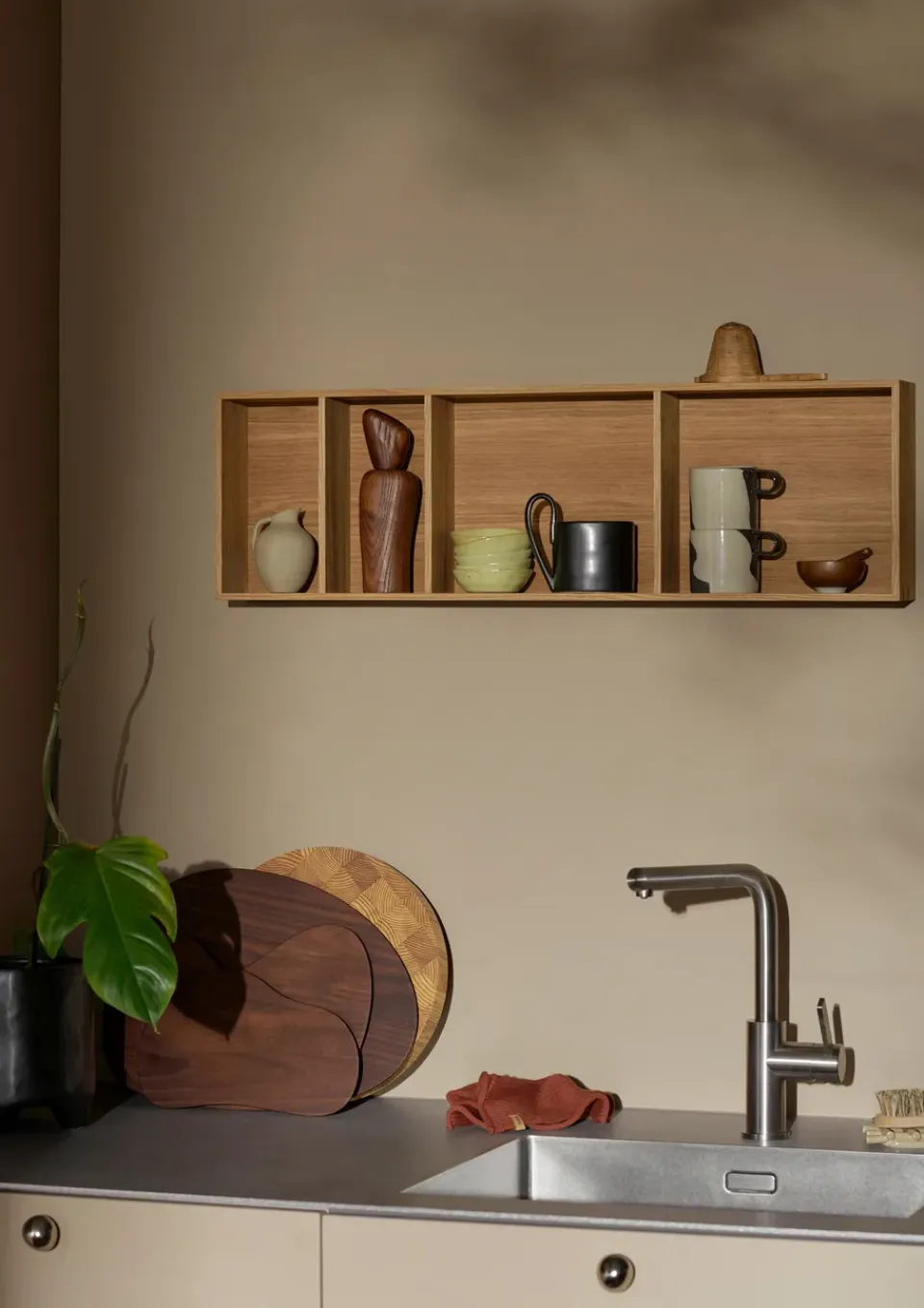 Outlet Ferm Living Estantería Bon 36x47 cm, Oiled Oak Marrón