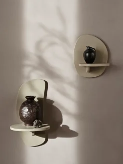 Ferm Living Estantería de pared Pilu 25 cm, Cashmere Beige