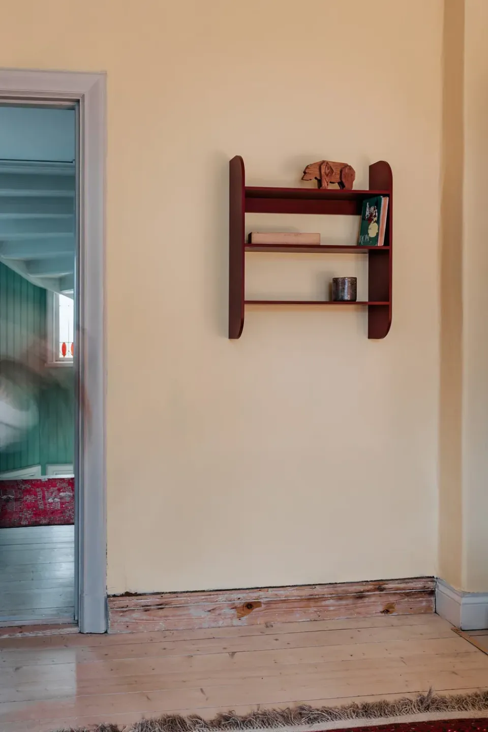 Online TÔNN furniture Estantería de pared Strapats 62x73,6 cm, Burgundy Rojo