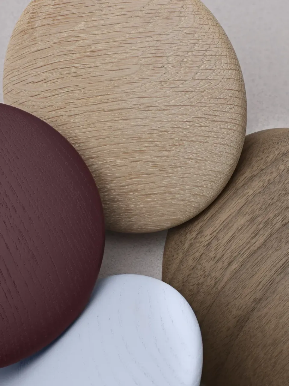 Clearance Muuto Gancho Dots wood dark stained brown, Ø17 cm Marrón