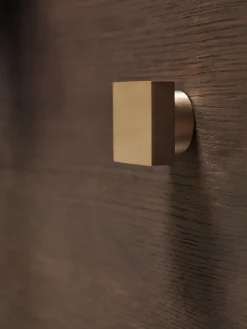 Clearance Ferm Living Gancho Square large, Brass Color dorado