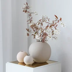 Best Cooee Design Jarrón Ball arena, 20 cm Beige