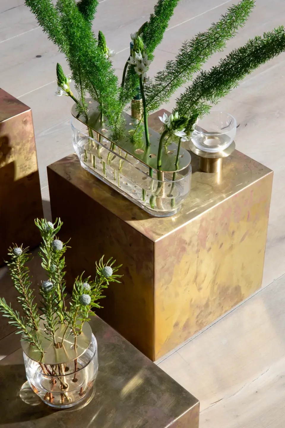 Online Fritz Hansen Jarrón Ikebana, Small Color dorado