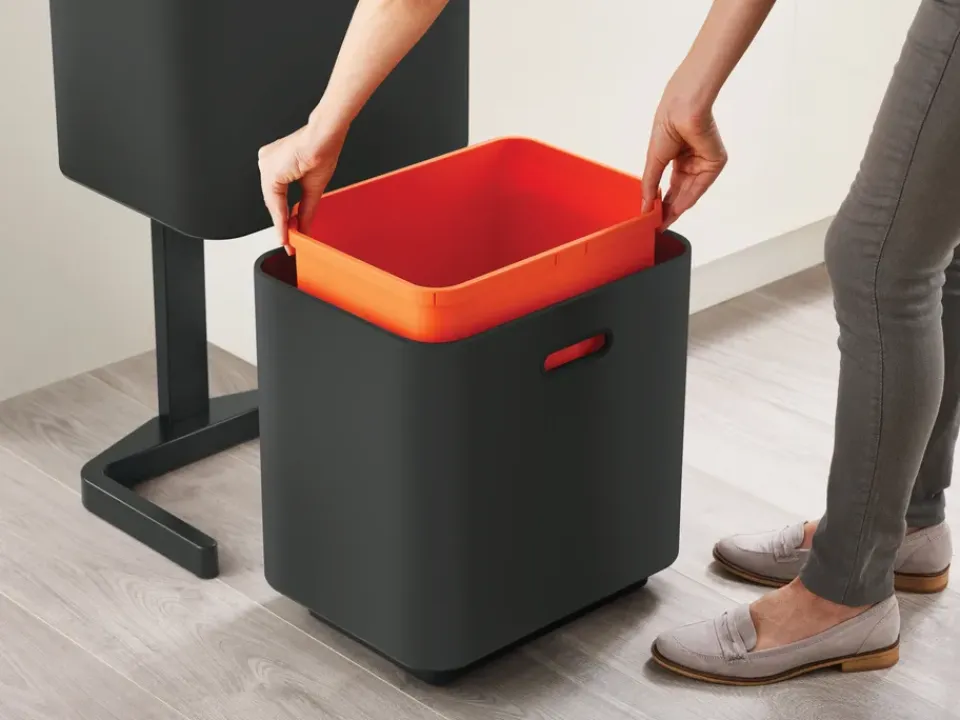 New Joseph Joseph Totem Max cubo de basura 60 L, Carbon black Negro