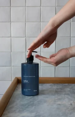 Clearance Skandinavisk Loción de manos y cuerpo HAV, 500 ml Azul