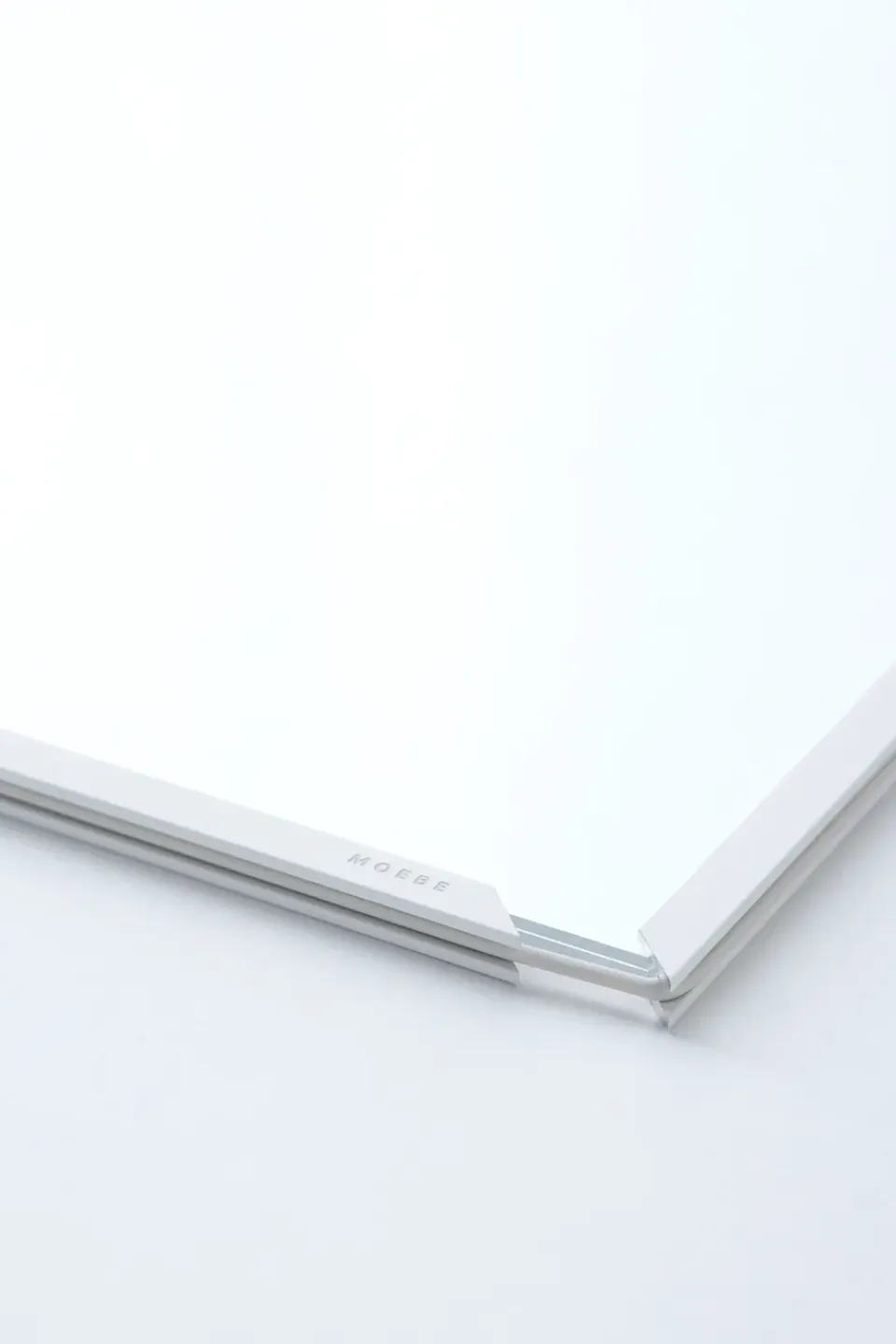 Sale MOEBE Marco A4 22,6x31,3 cm, Brushed aluminium Plateado
