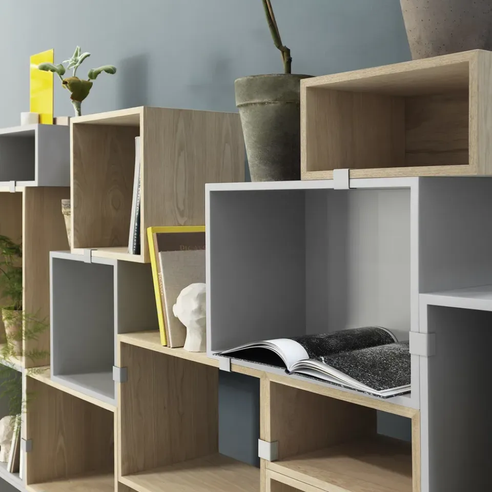 New Muuto Módulo de estantería Stacked 2.0 con fondo, large, roble Marrón