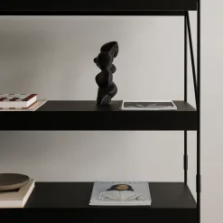 New Audo Copenhagen Módulo de estantería Zet, Natural oak, 1x2, black steel base Beige
