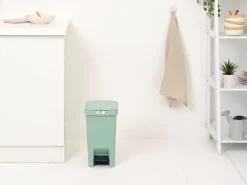 New Brabantia Papelera con pedal StepUp de 10 L, Jade green Verde
