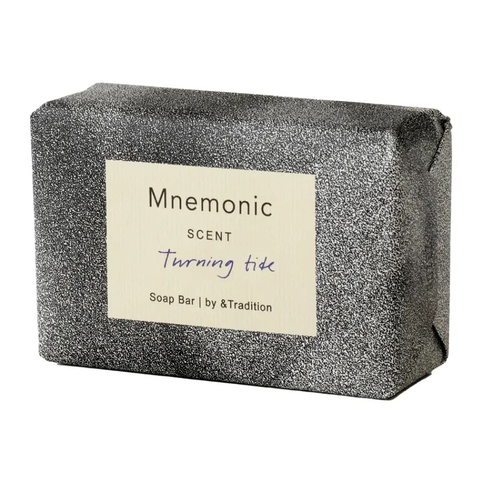 &Tradition Pastilla de jabón Mnemonic MNC3 100 gr, Turning tide Gris