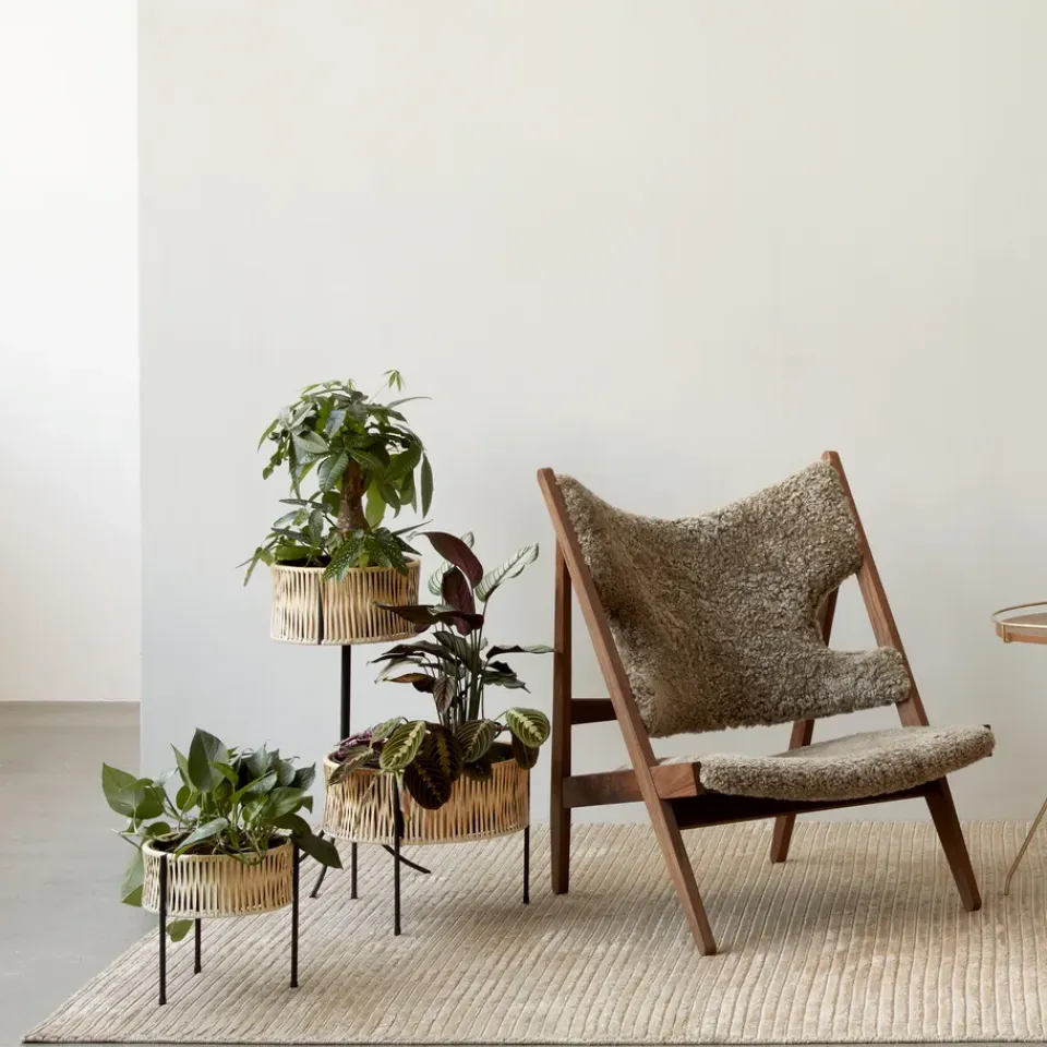 Sale Audo Copenhagen Pedestal para plantas Umanoff ratán-acero, h69 cm Ø36,5 cm Beige