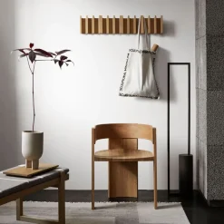 Online Kristina Dam Studio Perchero Column, Oak black lacquered Negro