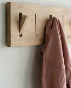 Outlet Ethnicraft Perchero Utilitile wall hanger, Lackad ek-large Marrón